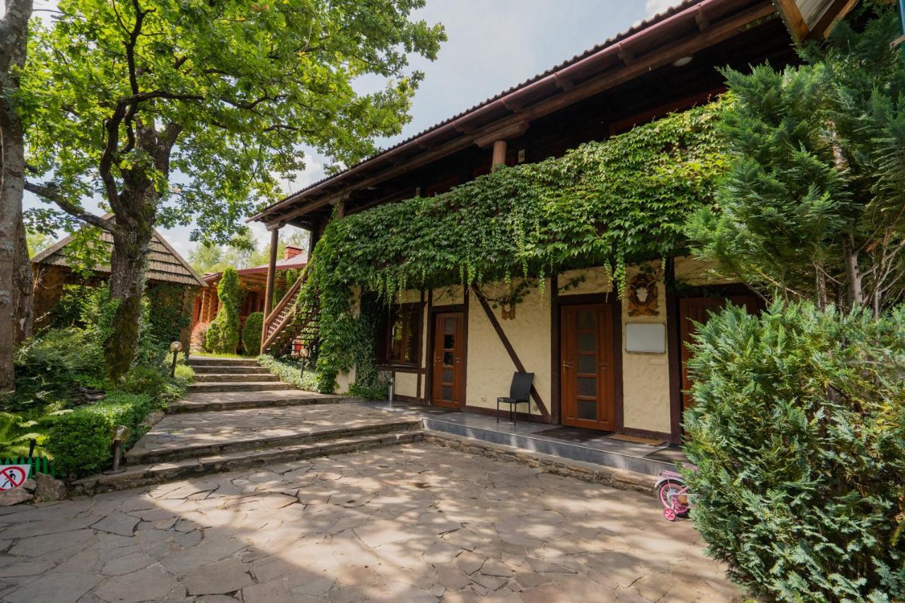 סולוצ'ין Villa Garden Hotel מראה חיצוני תמונה