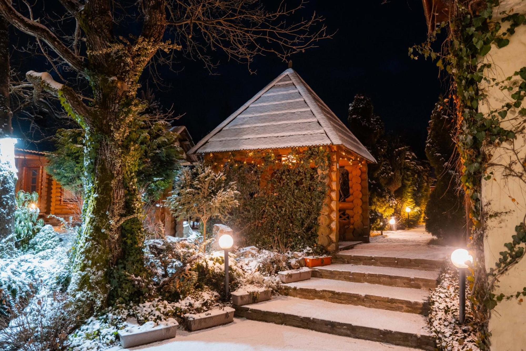 סולוצ'ין Villa Garden Hotel מראה חיצוני תמונה