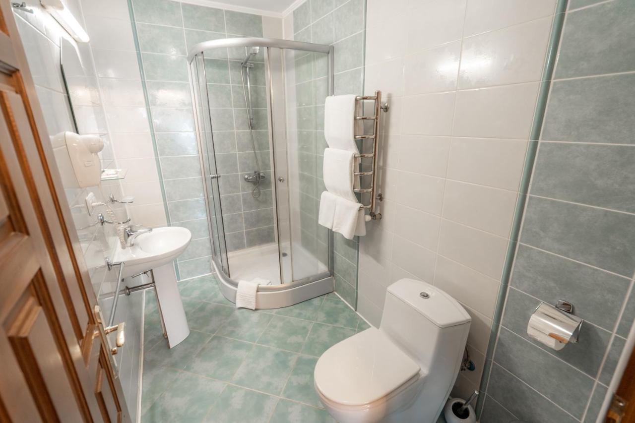 סולוצ'ין Villa Garden Hotel מראה חיצוני תמונה
